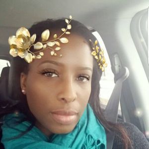 Meet your Posher, Aisha